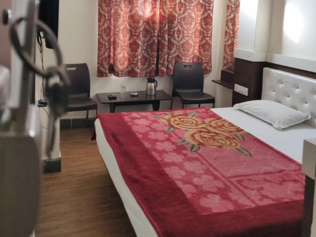 Hotel Vaidehi Udaipur Oda fotoğraf